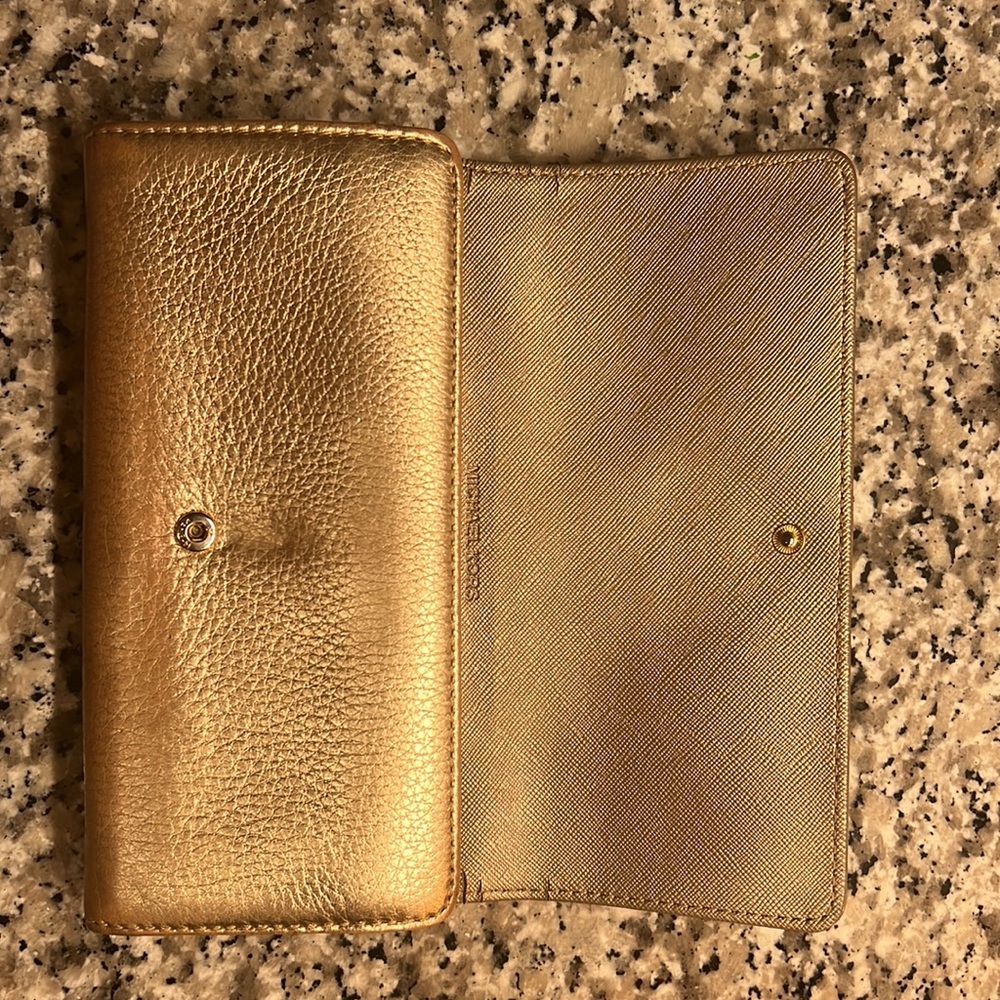Michael Kors Wallet - Picture 5 of 6